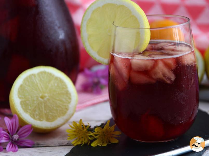 5. Bezalkoholowa sangria: dla wszystkich grup wiekowych