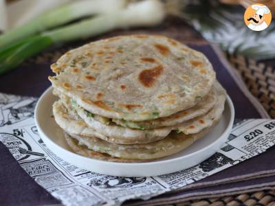 Przepis Chińskie naleśniki z zieloną cebulką - scallion pancakes