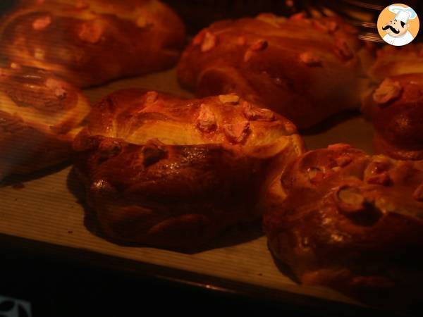 Wyjątkowo miękkie bułeczki brioche w kształcie serca na Walentynki - Przygotowanie krok 12