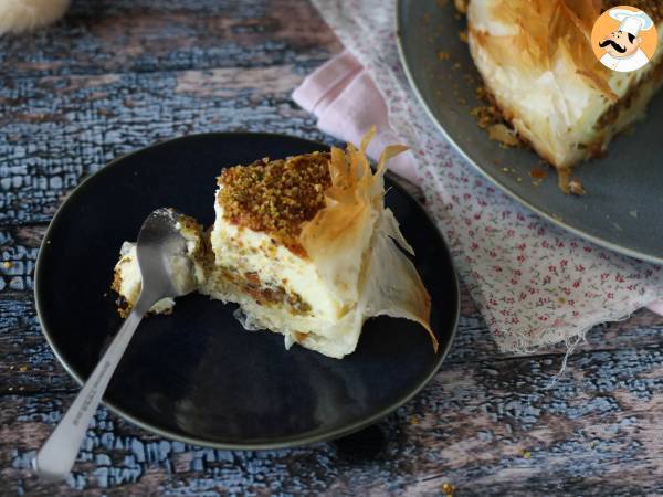 Sernik w stylu baklavy z pistacjami, chrupiący i rozpływający się w ustach - Przygotowanie krok 11