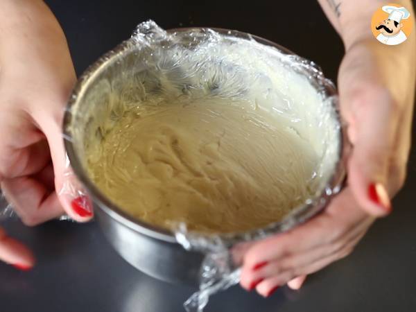 Cruffins, połączenie croissanta i muffina, z kremem i czekoladą - Przygotowanie krok 5