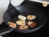 Halloumi smażone na słodko-kwaśno z miodem i rozmarynem - Przygotowanie krok 4