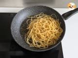 Spaghetti cacio e pepe: 3 składniki, eksplozja smaku! - Przygotowanie krok 5