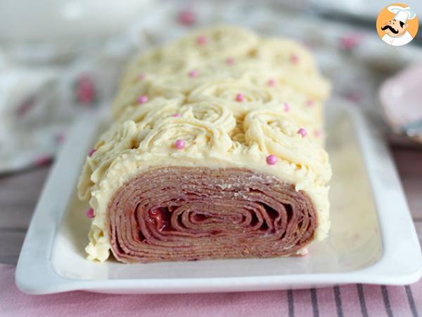 Bûche de crêpes z białą czekoladą i malinami