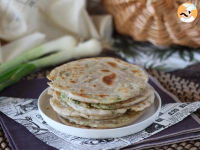 Chińskie naleśniki z zieloną cebulką - Scallion pancakes - zdjęcie 3