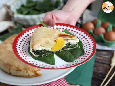 Ciasto ze szpinakiem, ricottą i jajkiem - włoska Torta Pasqualina - zdjęcie 2