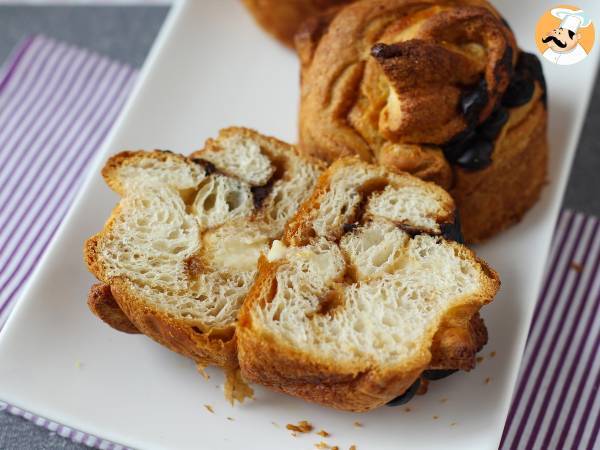 Cruffins, połączenie croissanta i muffina, z kremem i czekoladą - zdjęcie 8