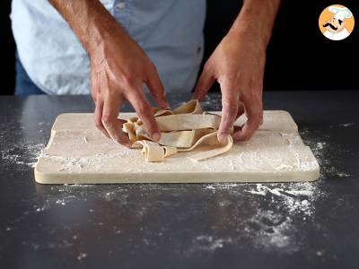 Domowe pappardelle jajeczne: przepis wyjaśniony krok po kroku - zdjęcie 3