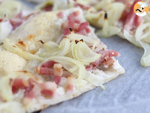 Flammekueche, alsacka tarta flambée - zdjęcie 3