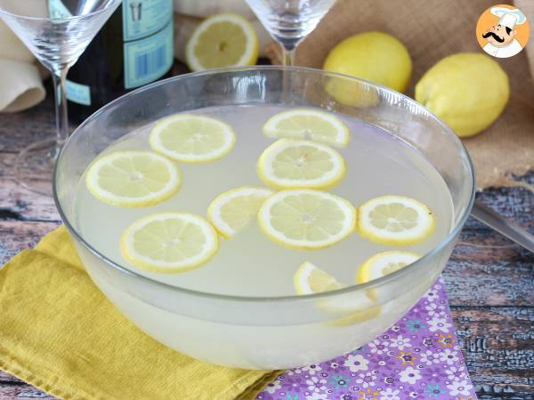 Gin fizz do podzielenia się z wszystkimi gośćmi podczas aperitifu - zdjęcie 4