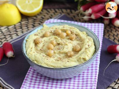 Hummus z cytryną konserwową dla jeszcze delikatniejszego smaku