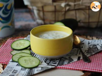 Jogurt grecki, ogórek i sos cebulowy - zdjęcie 4