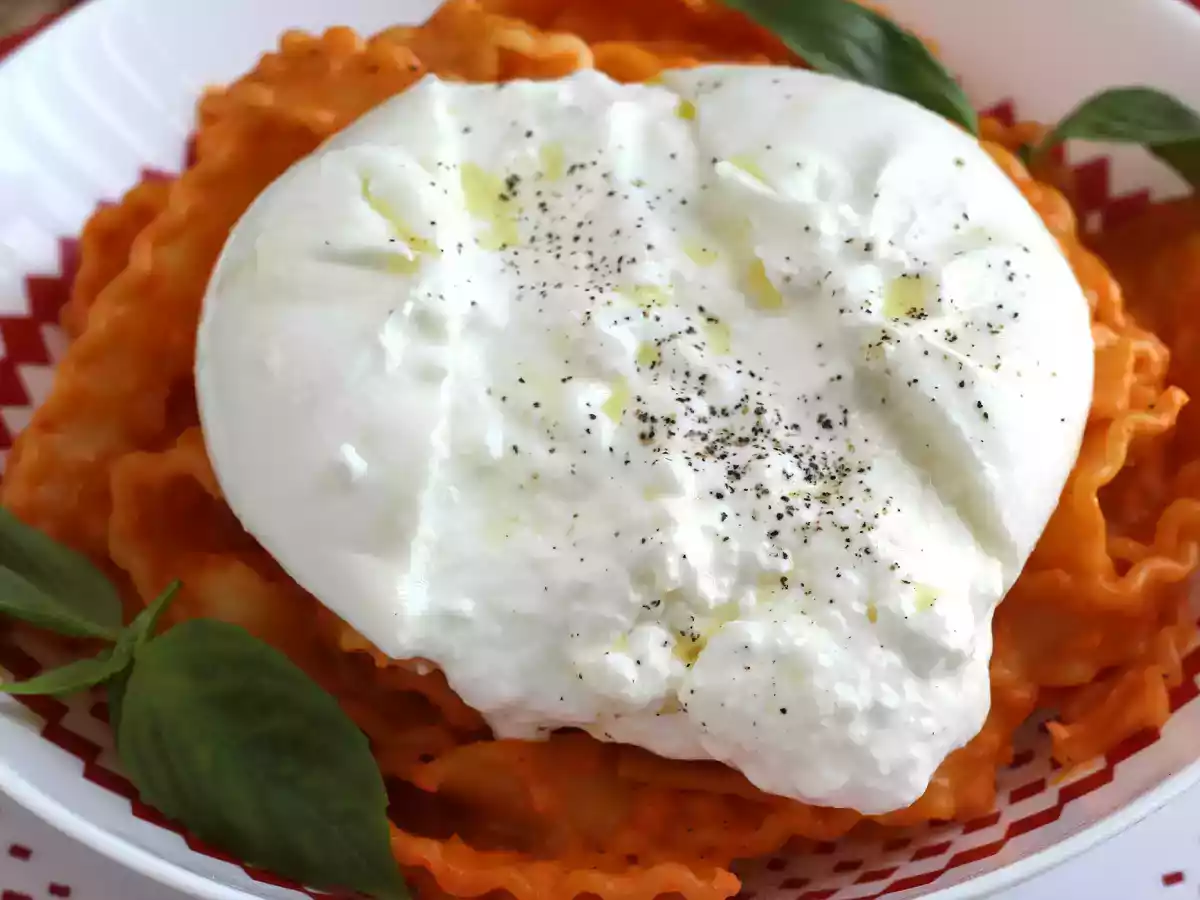 Kalabryjskie pesto z kremowym serem burrata - zdjęcie 2