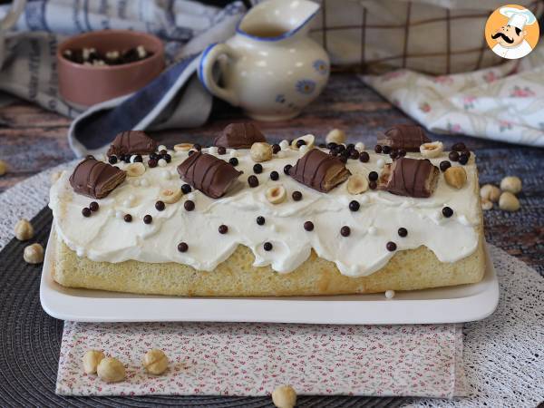 Łatwy roladek o smaku Kinder Bueno, idealny jako tort urodzinowy lub jako bûche na Boże Narodzenie!