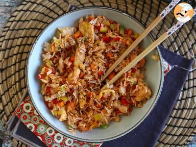 Nasi goreng, indonezyjskie danie z ryżu - zdjęcie 4