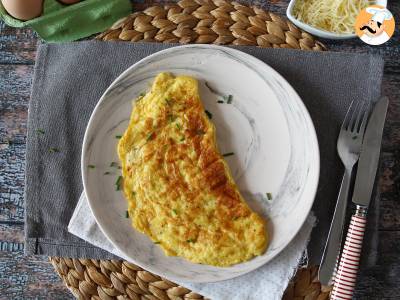 Omlet serowy, ekspresowy przepis gotowy w 5 minut! - zdjęcie 3