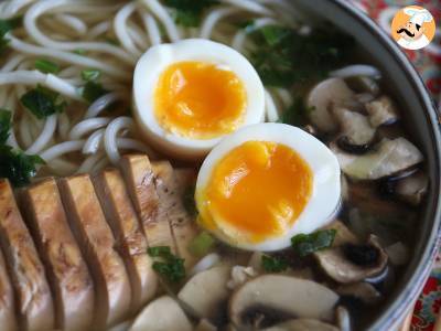 Ramen z kurczakiem: prosta wersja tego kultowego azjatyckiego dania! - zdjęcie 3