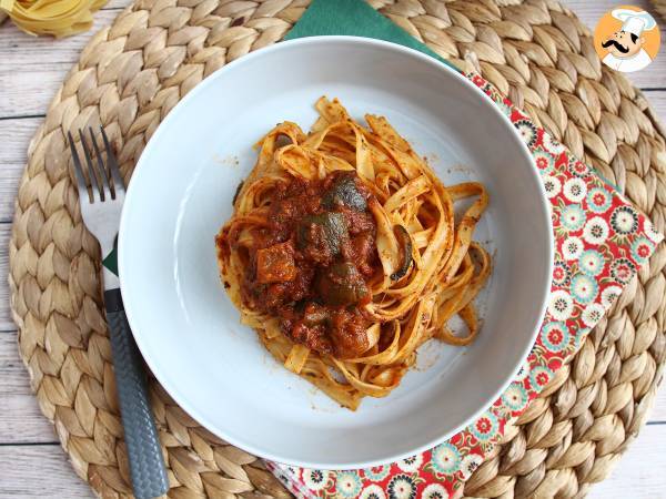 Tagliatelle z ragù z cukinii - wegetariańskie pierwsze danie, które wszyscy uwielbiają! - zdjęcie 3