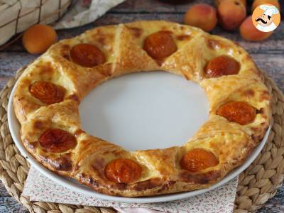 Tarte oranaise - ciasto francuskie, krem budyniowy i morele