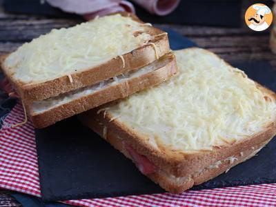 Wyśmienity croque-monsieur z sosem beszamelowym - zdjęcie 2